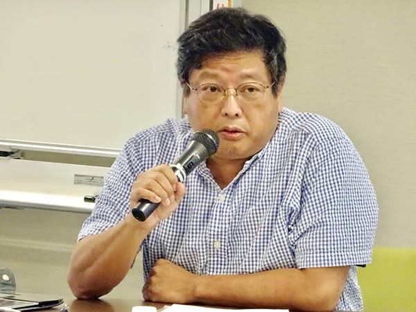 記者より